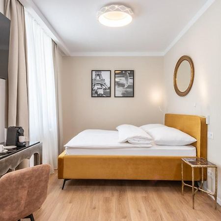 Pappas Hotel&Studio Poděbrady Extérieur photo